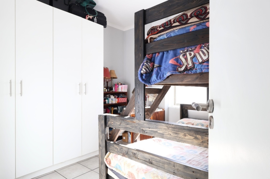 1 Bedroom Property for Sale in Esterville Western Cape